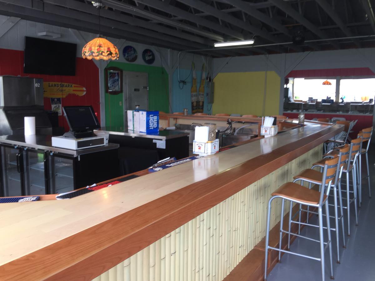 Beachcomber Inn Conesus ภายนอก รูปภาพ
